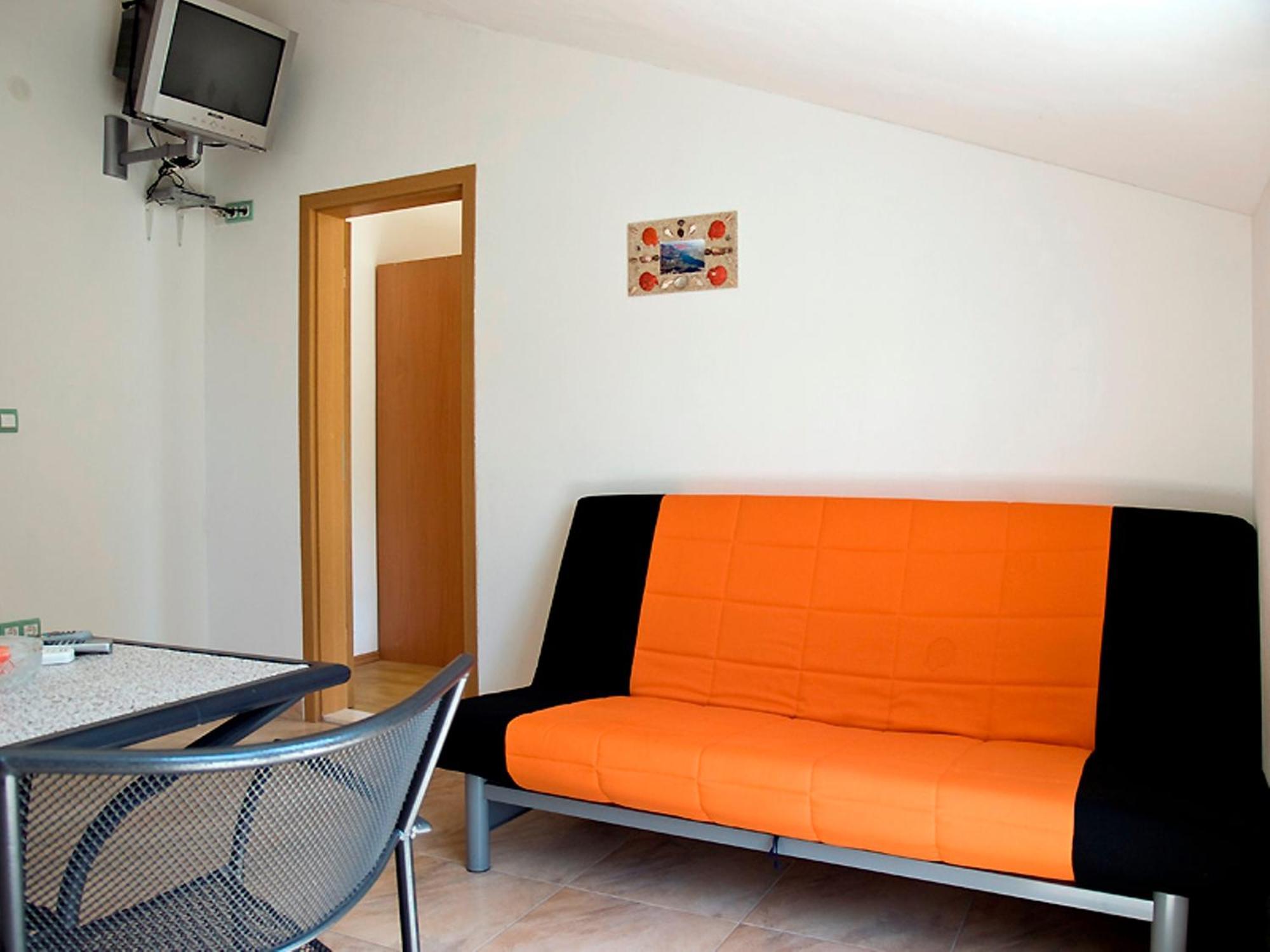 Franic Bacina Lakes Apartments